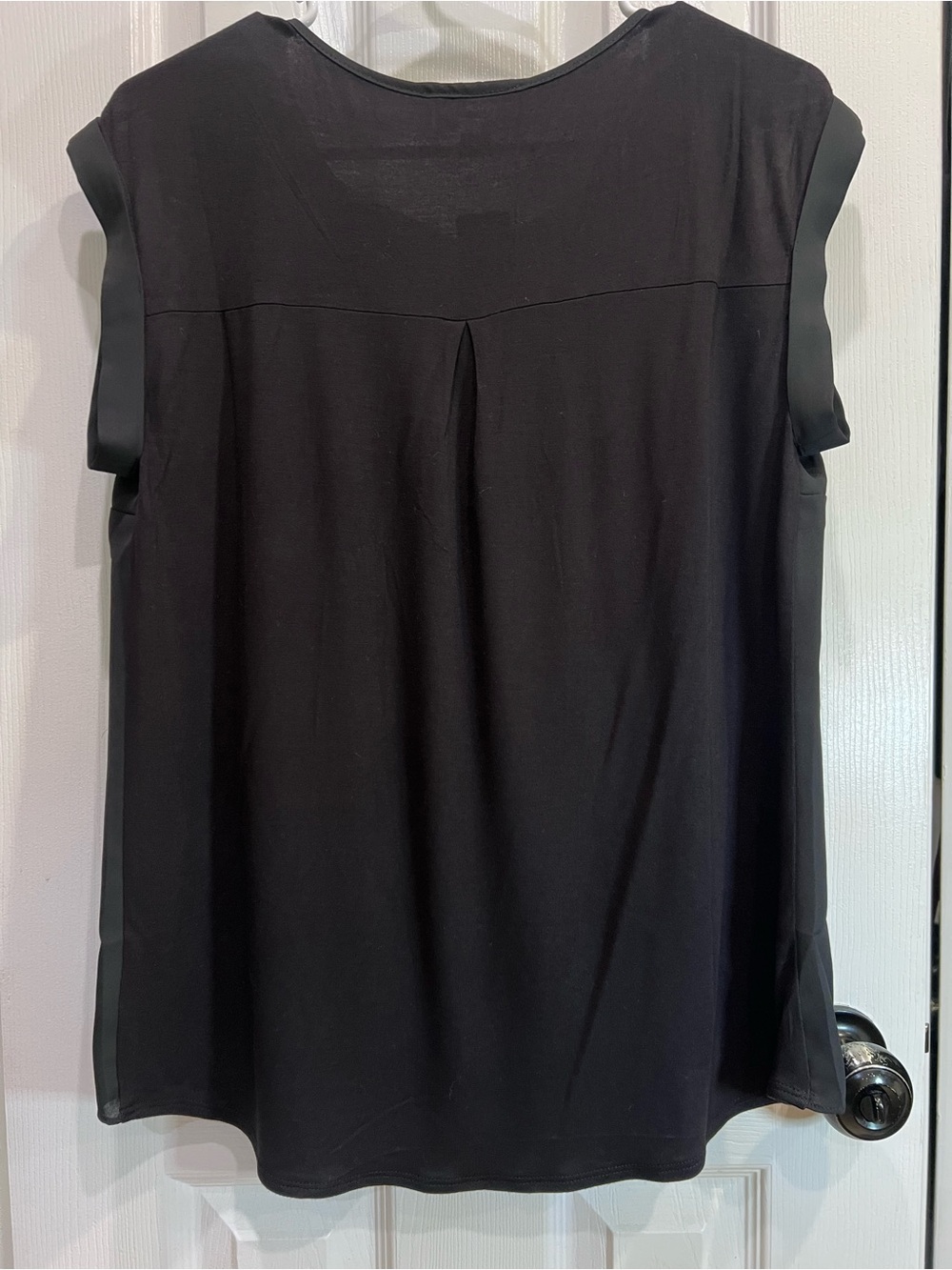 Fortune + Ivy Black Cap-Sleeve V-Neck Women's To - Picture 4 of 6